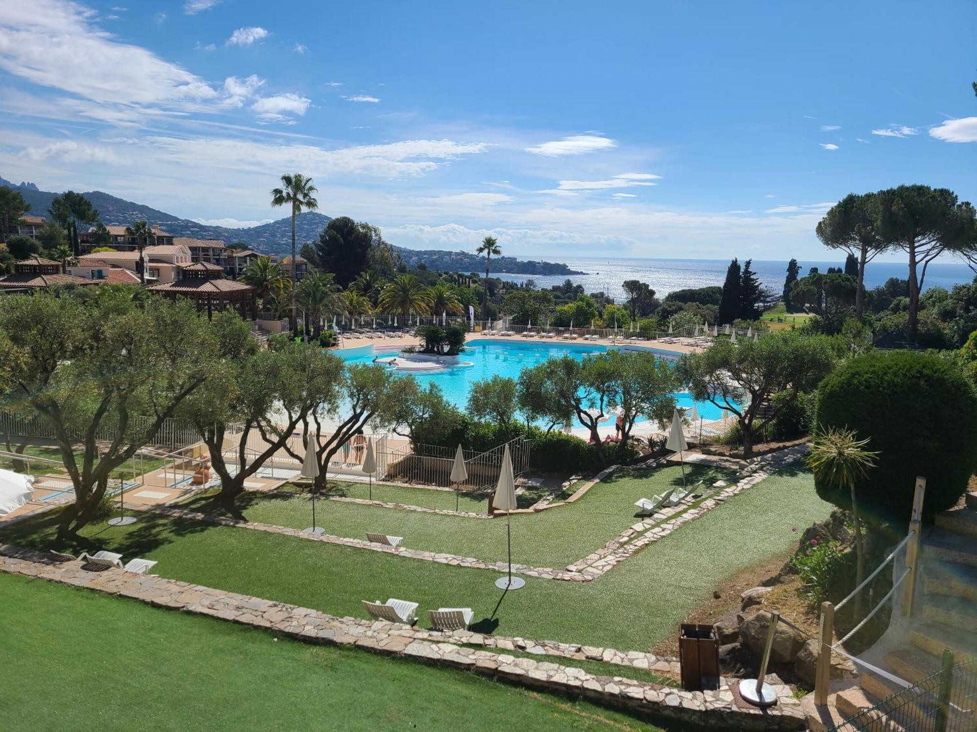 Evasion Nature A Cap Esterel Jardin, Mer & Golf Tout Confort Saint-Raphael  Exterior photo